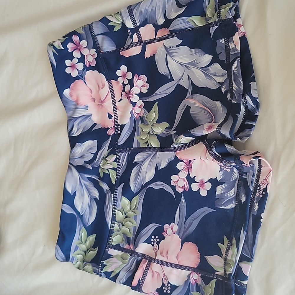 IAB shorts